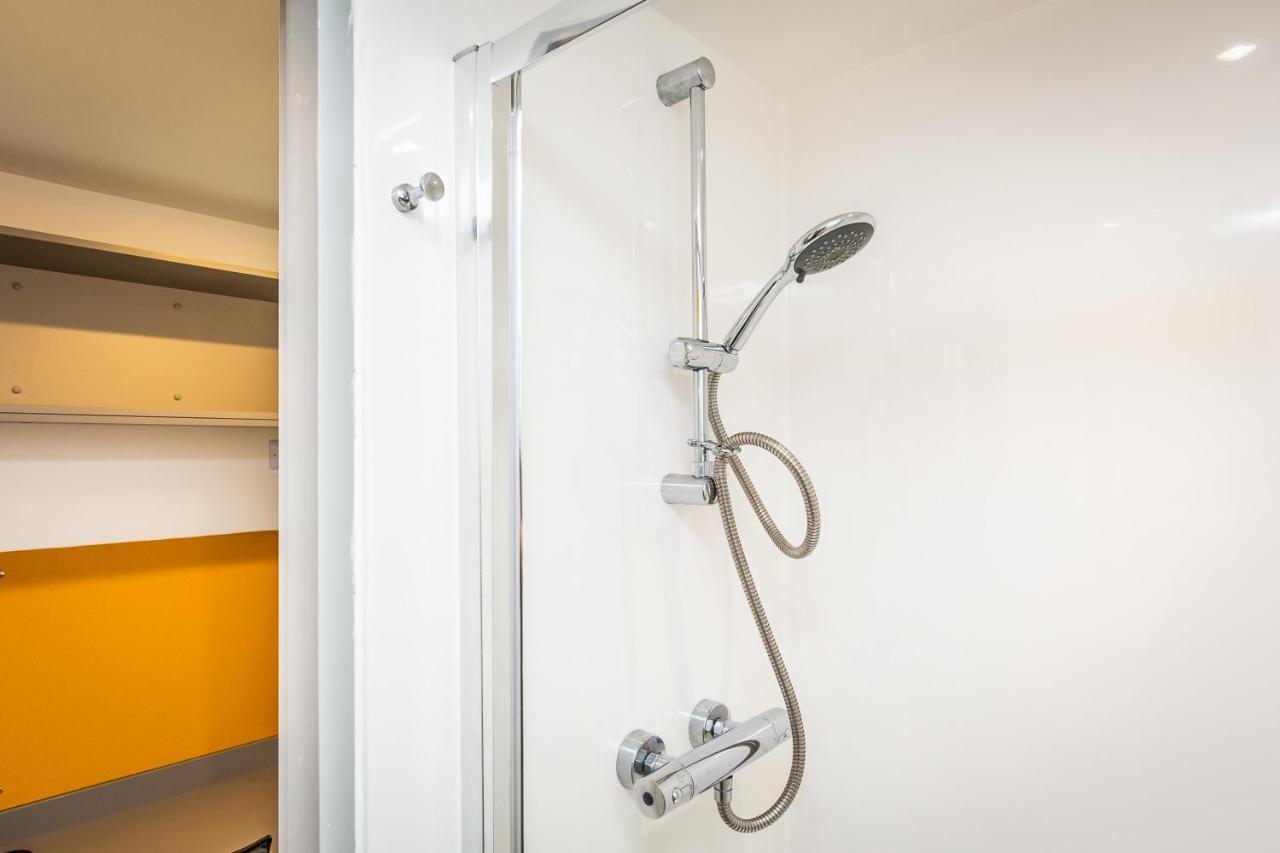 Ensuite Room With Shared Kitchen, Close To Centre Линкольн Экстерьер фото